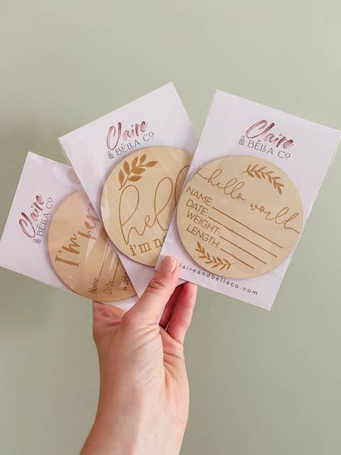 Birth Announcement Wood Stat Plaque - Wonky Frame: 4 inch round
