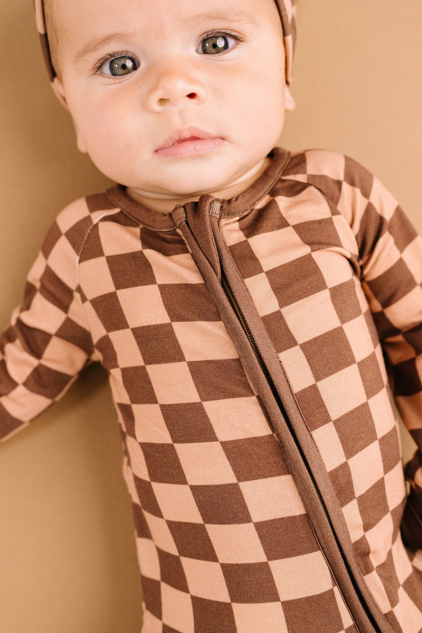 Espresso Checkered Bamboo Sleeper: 3-6M