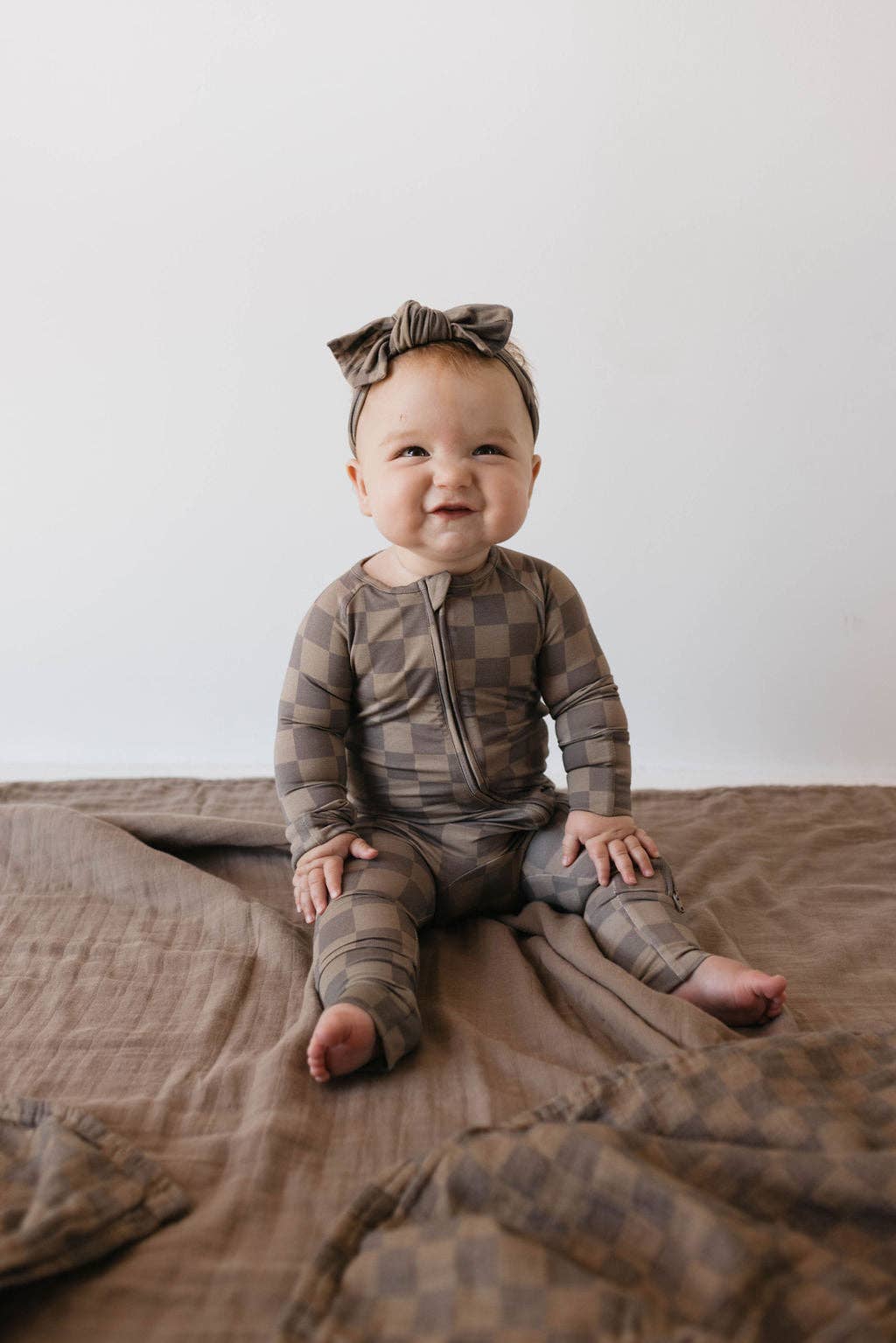 Bamboo Zip Pajamas | Faded Brown Checkerboard: Newborn