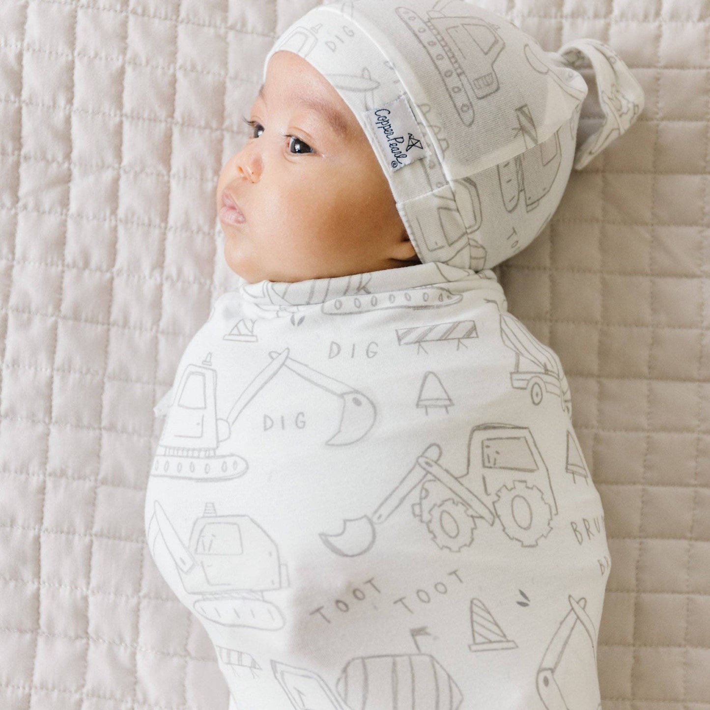 Top Knot Hat - Gage: 5-18 Months