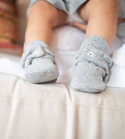 Quilted Bee Organic Cotton Baby Booties: Heather Grey