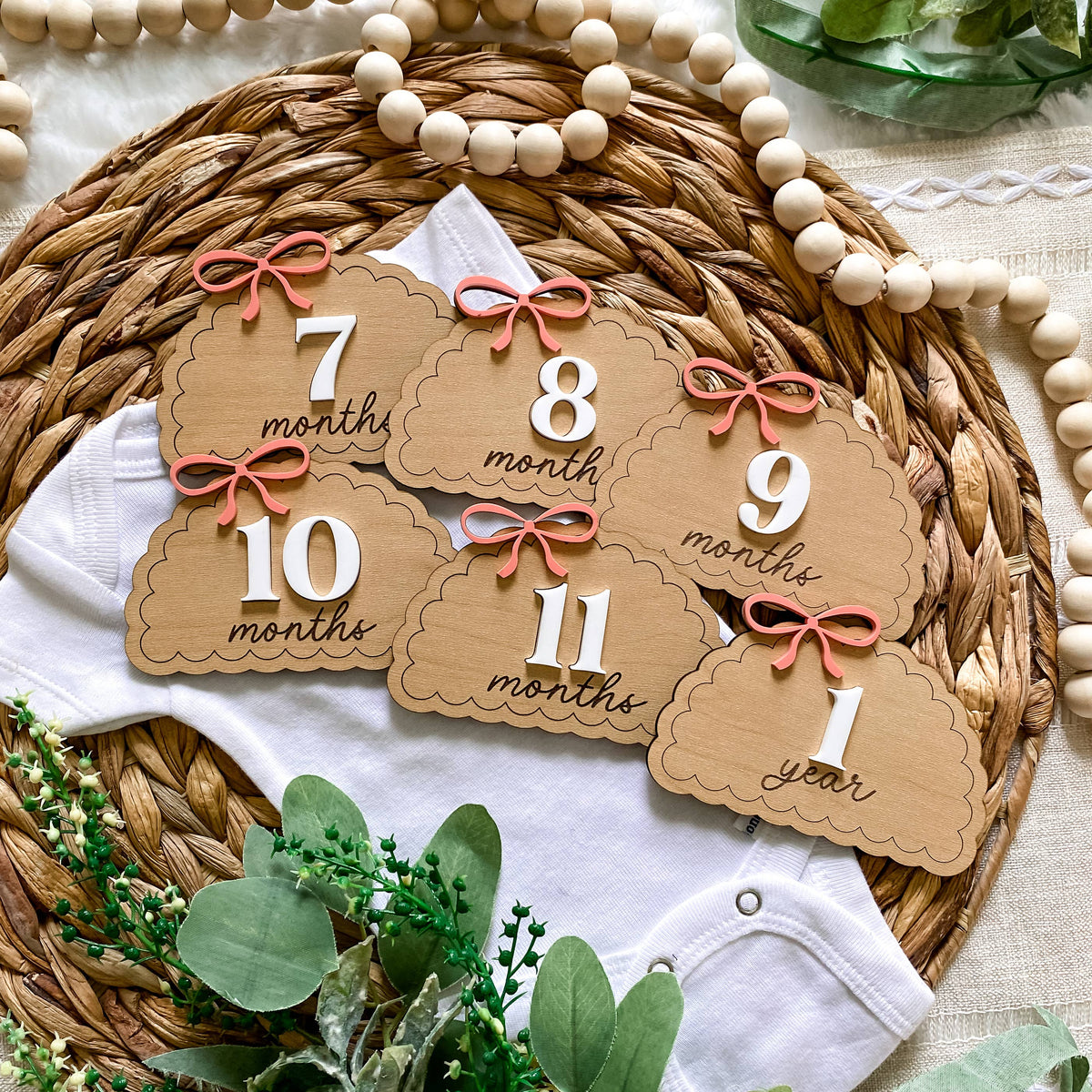 Wooden Monthly Milestone Set - Dainty Bows : Blush