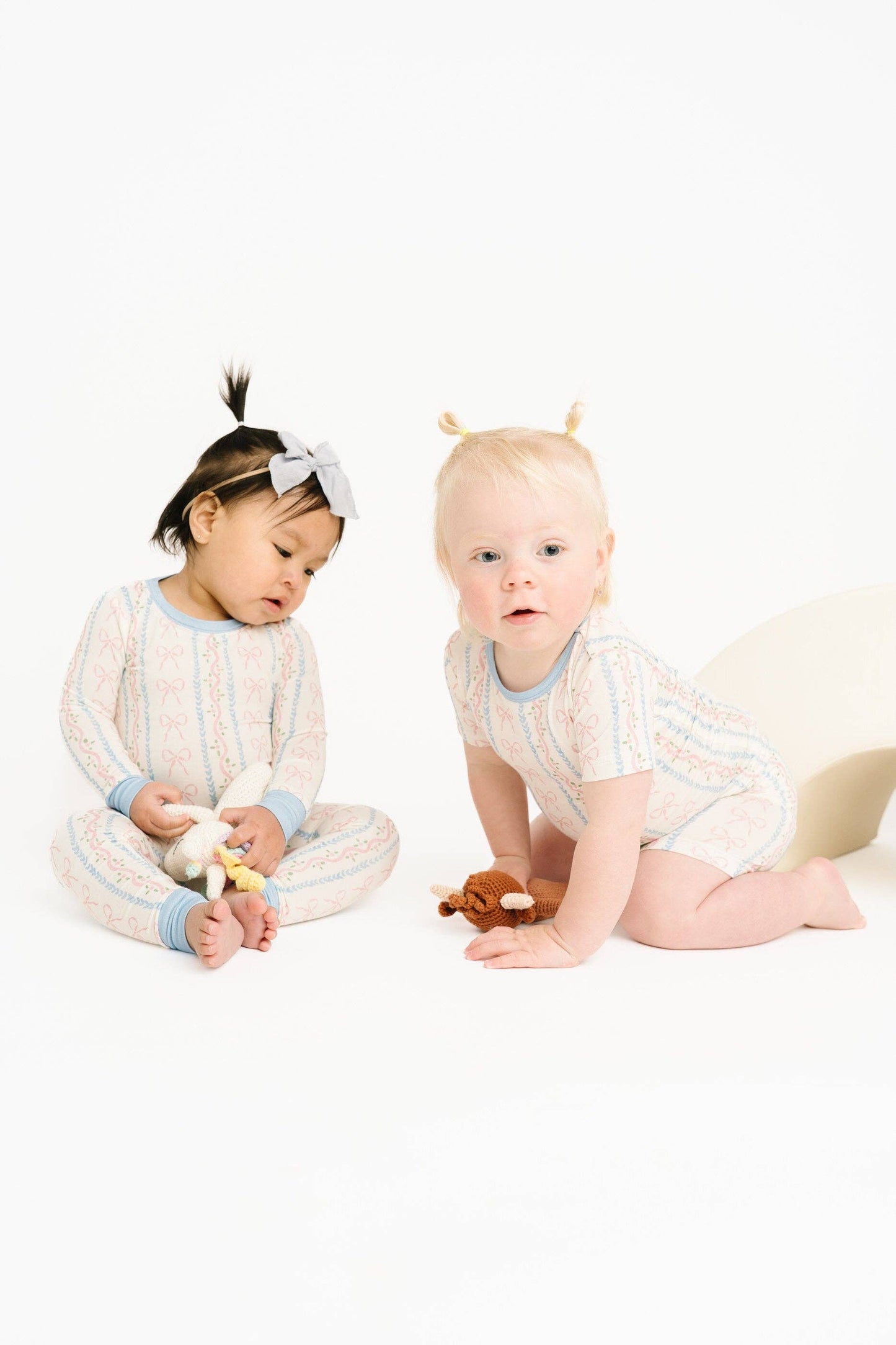 Dainty Bows Bamboo Set