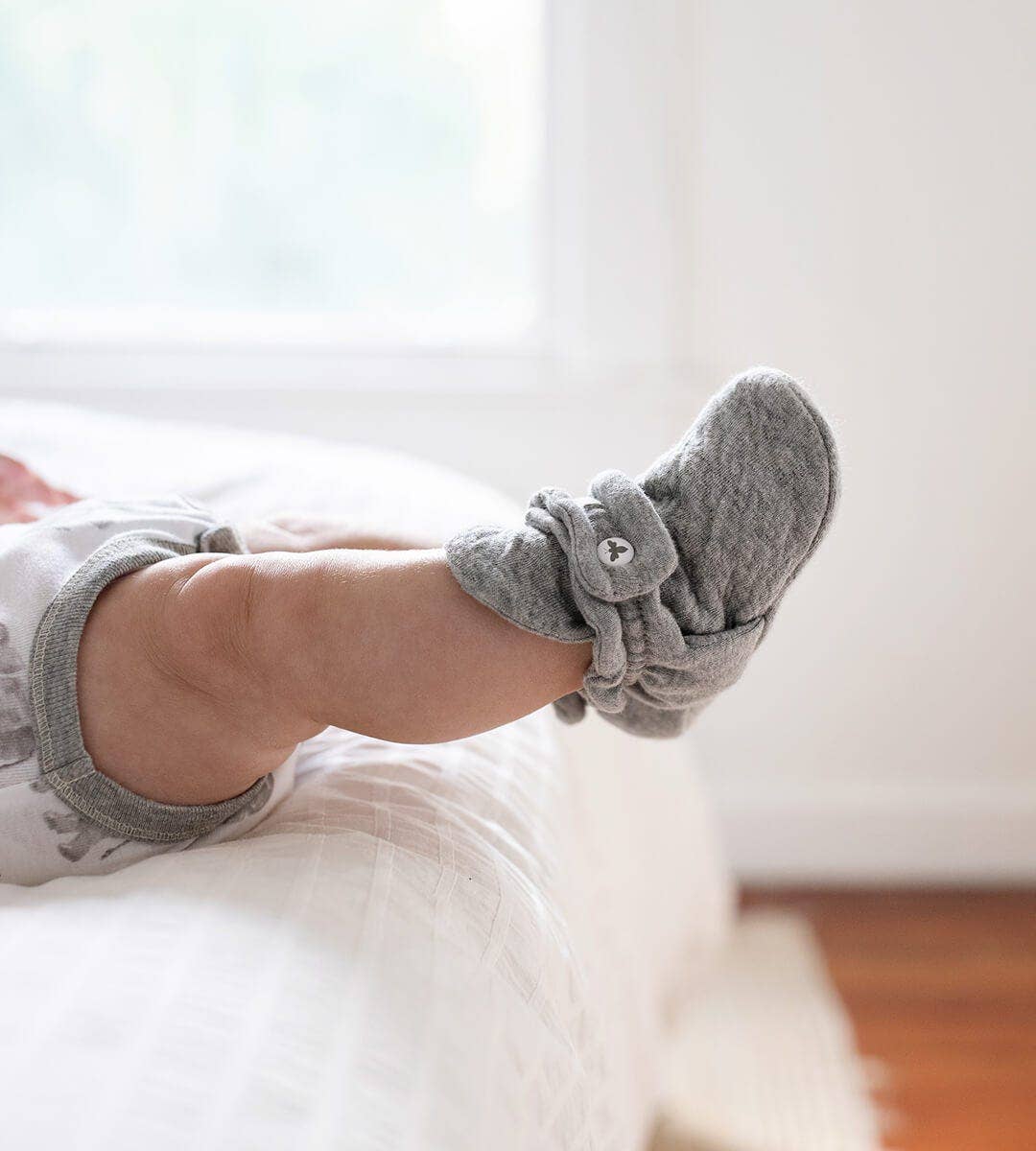 Quilted Bee Organic Cotton Baby Booties: Heather Grey / 6-9 Months