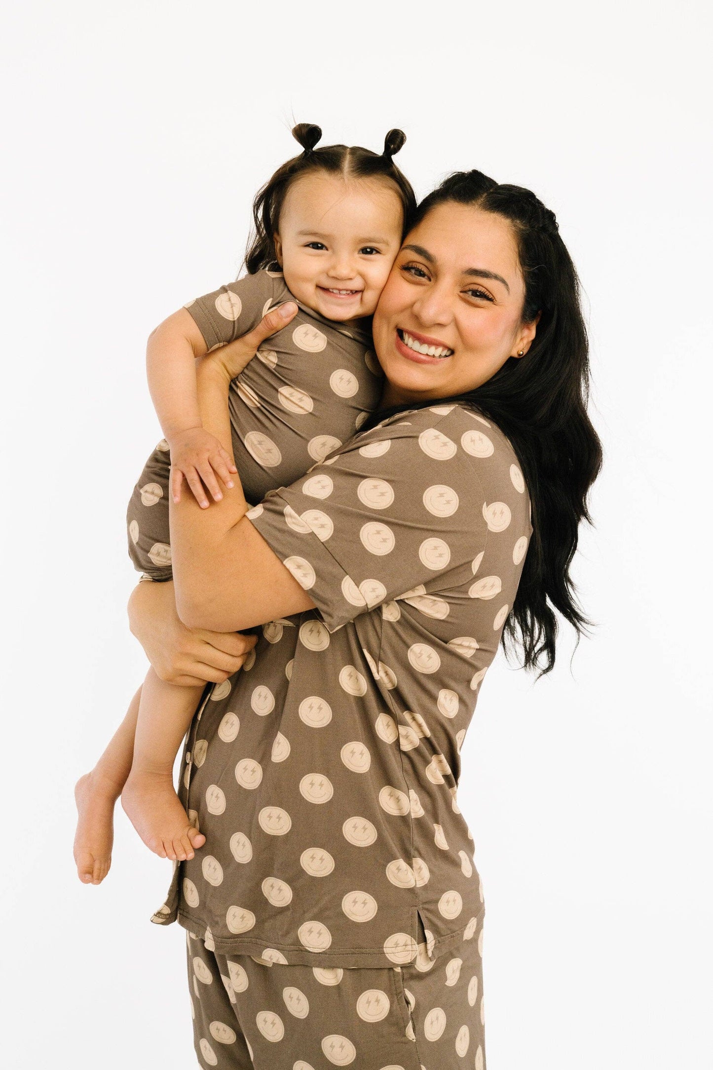 Neutral Smileys Bamboo Shorts Set: 6/7