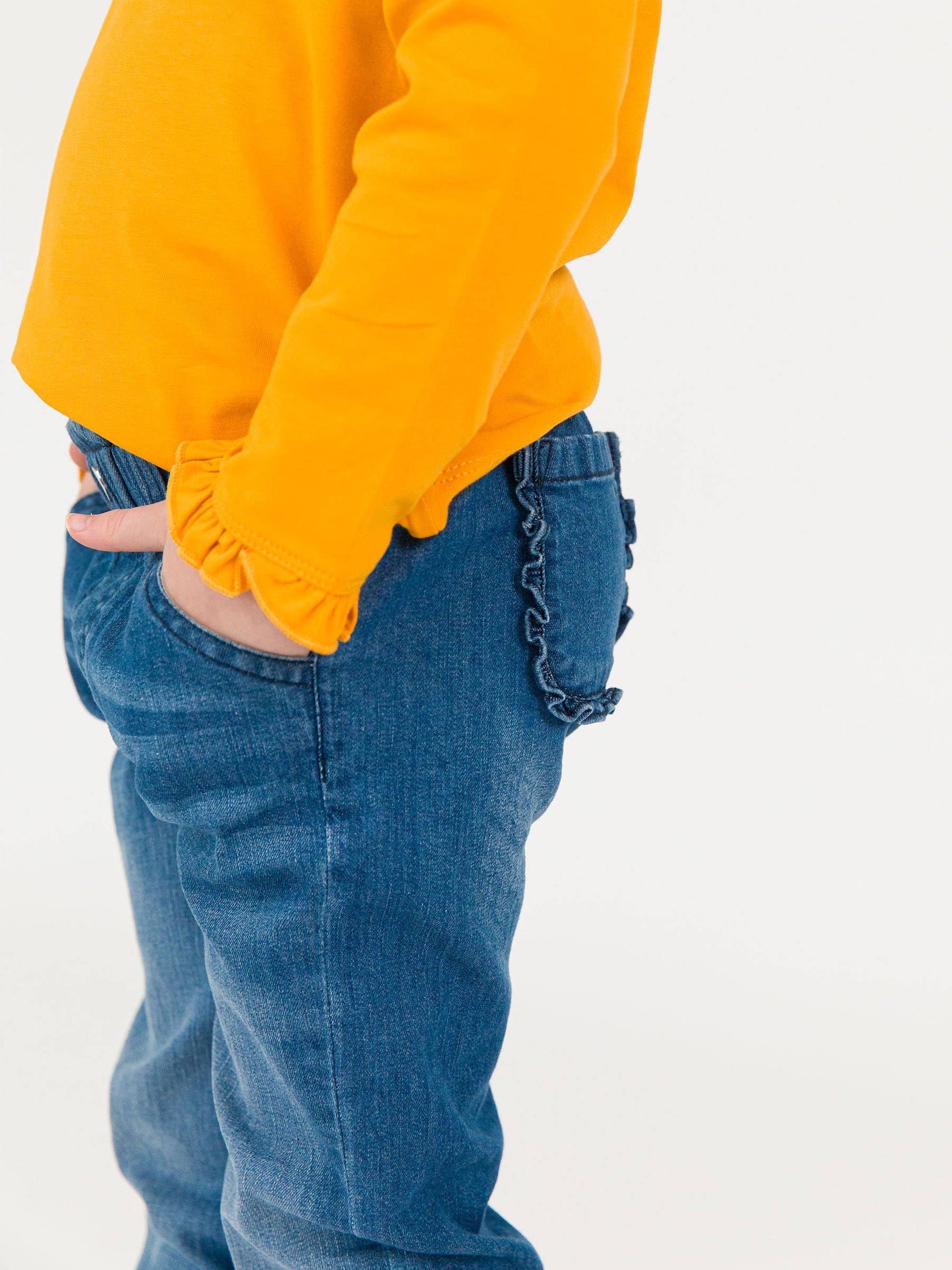 Girls Medium Wash Stretch Denim Ruffle Straight Jeans: Blue / 18-24m