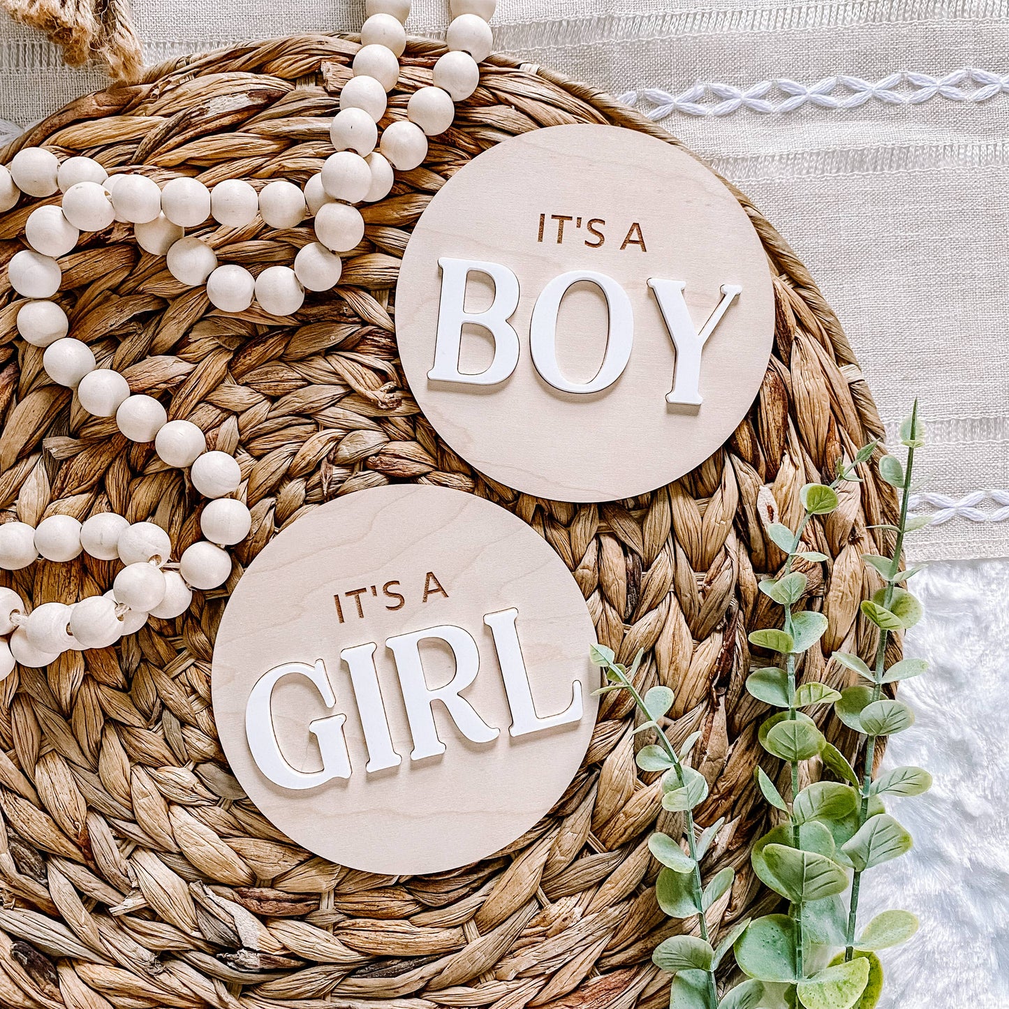 It’s a Boy Gender Reveal Announcement Sign - Round: Navy
