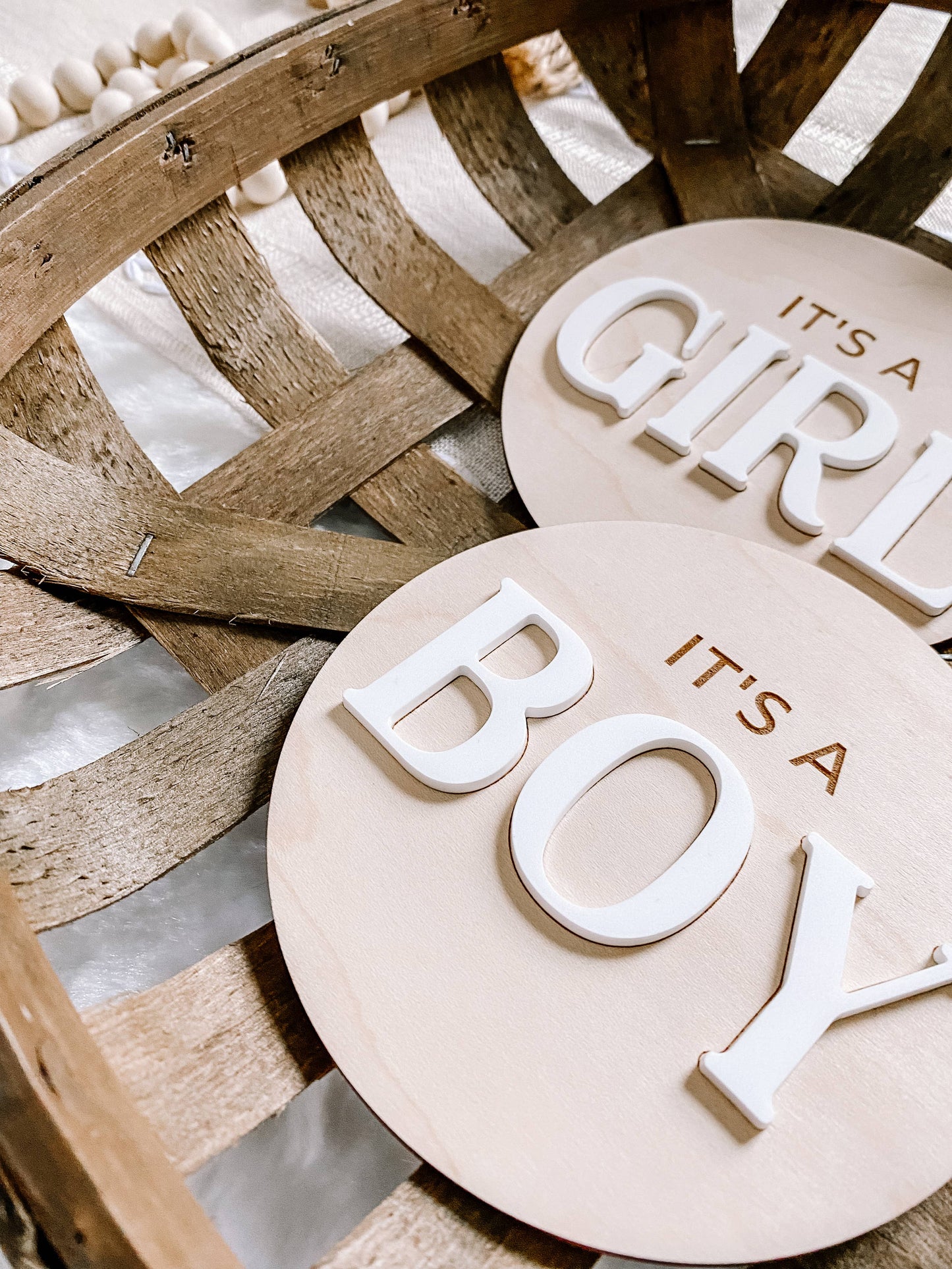 It’s a Boy Gender Reveal Announcement Sign - Round: Navy