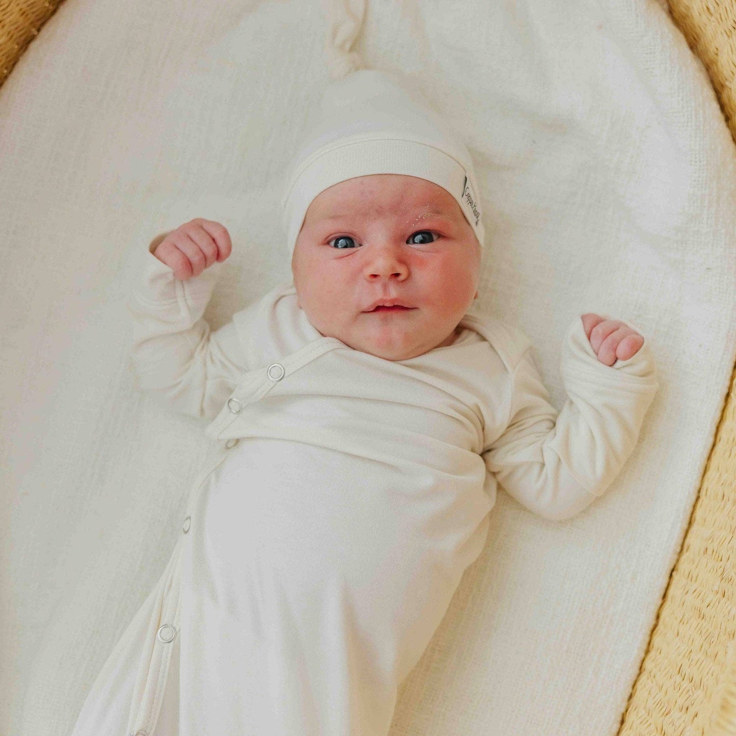 Top Knot Hat - Cru: 0-4 Months