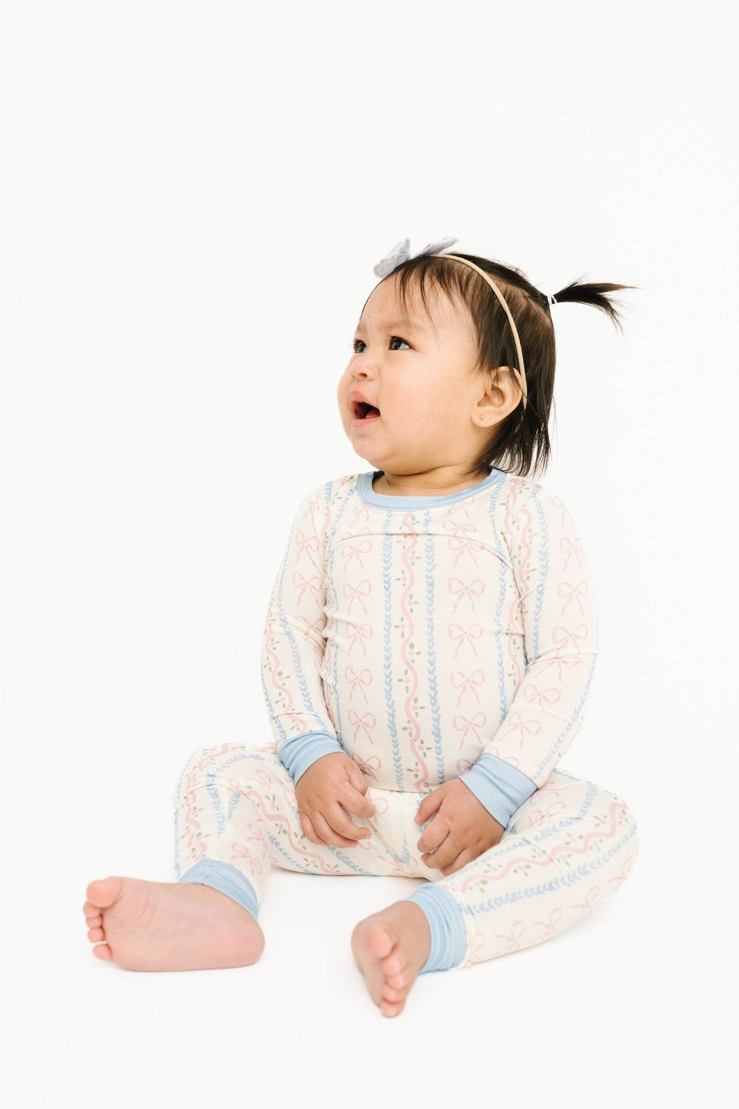 Dainty Bows Bamboo Set