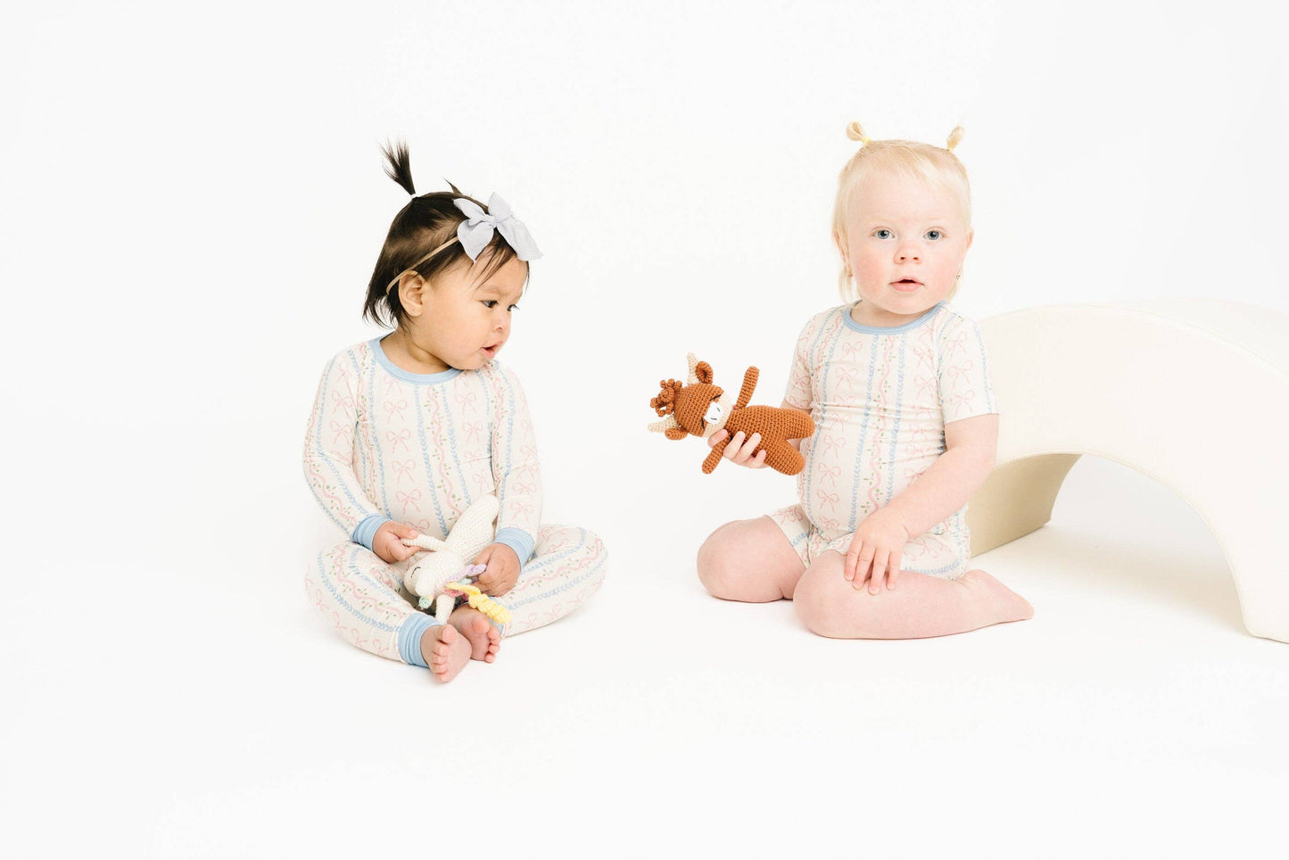 Dainty Bows Bamboo Set