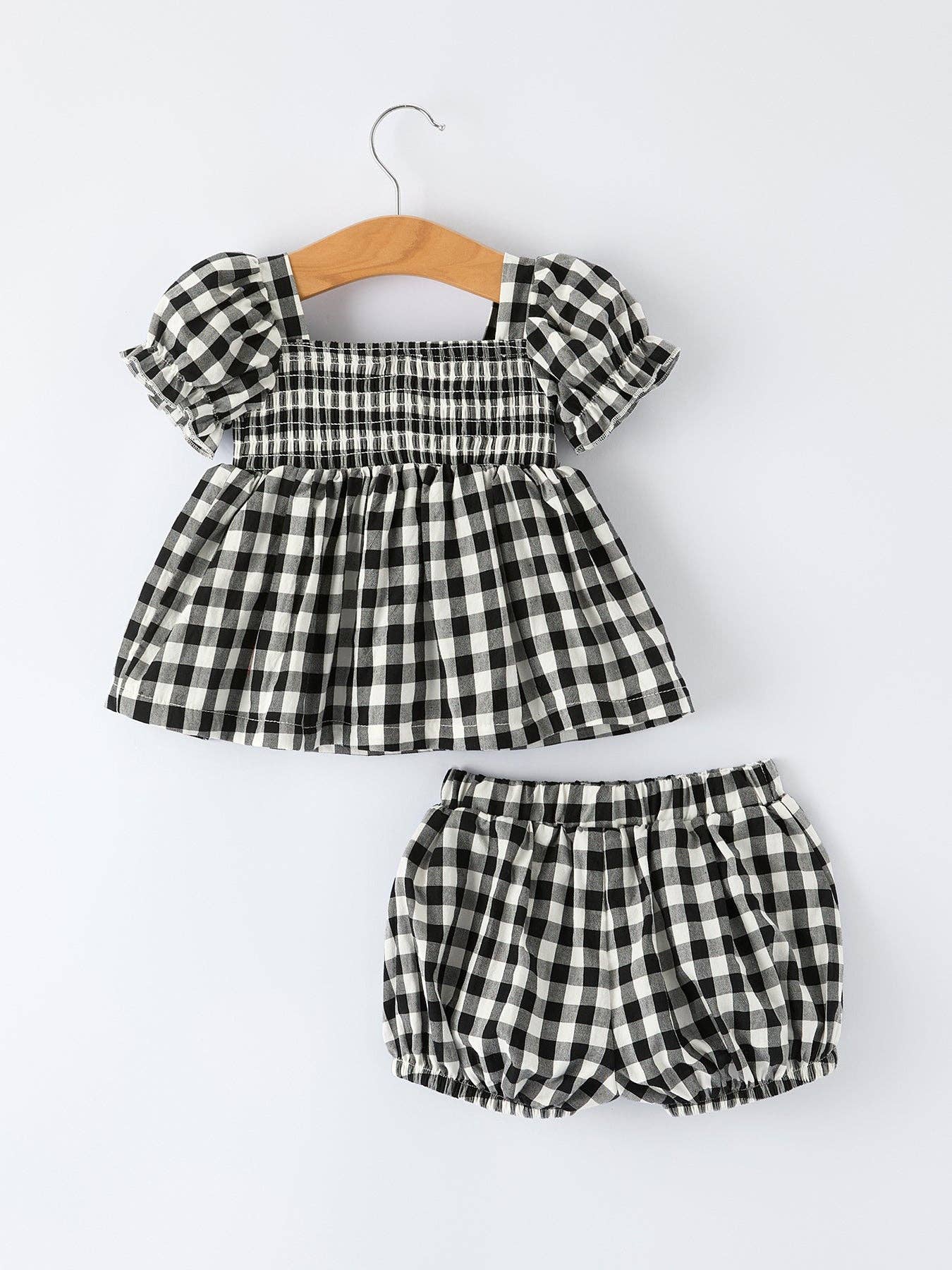 Plaid Girl Smocked Set Puff Sleeve Bloomer Set: 3M