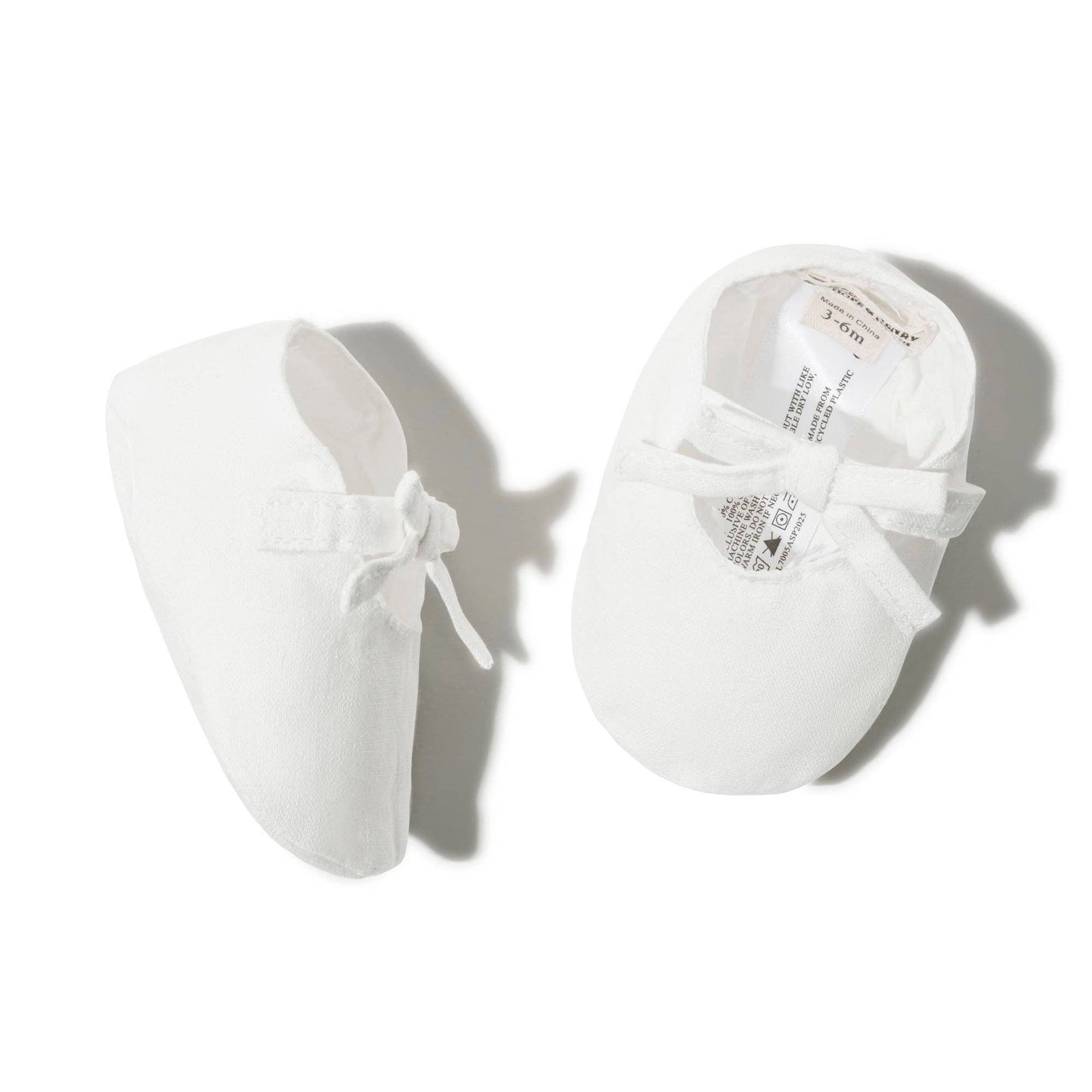 Linen Bow Soft Shoe: Soft White Linen Bow / 0-3 Months
