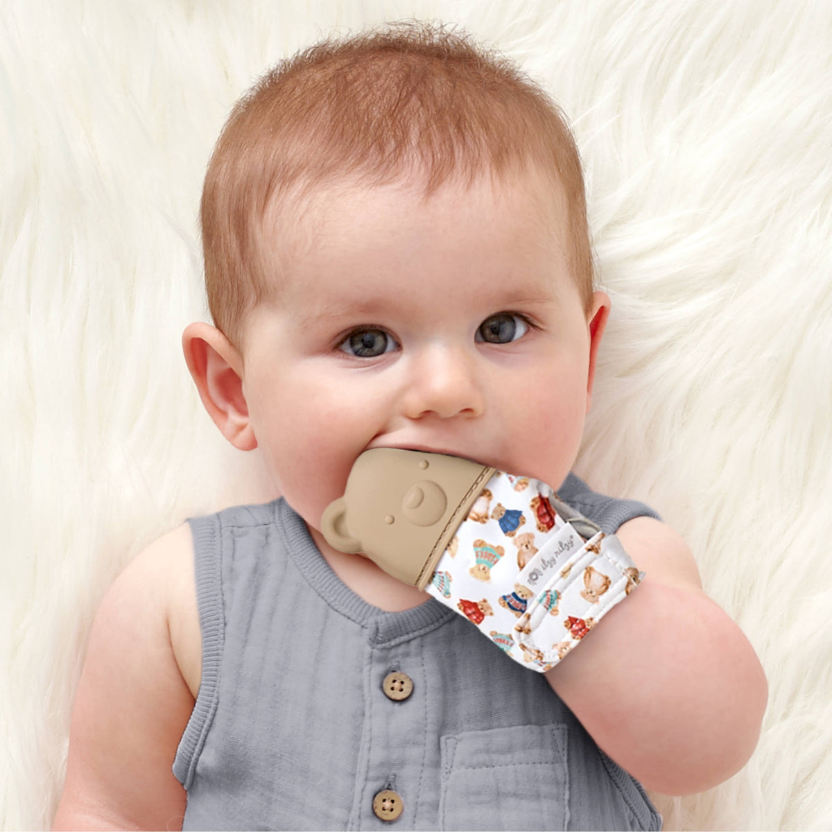 Vintage bear Itzy Mitt®